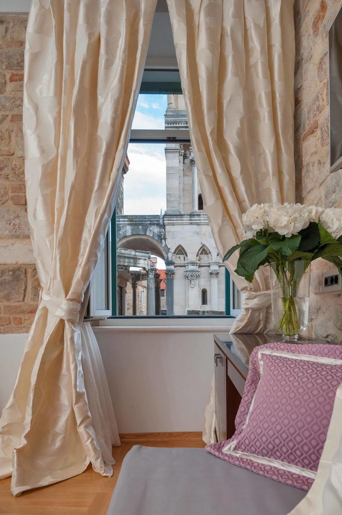 Heritage Antique 4* Split